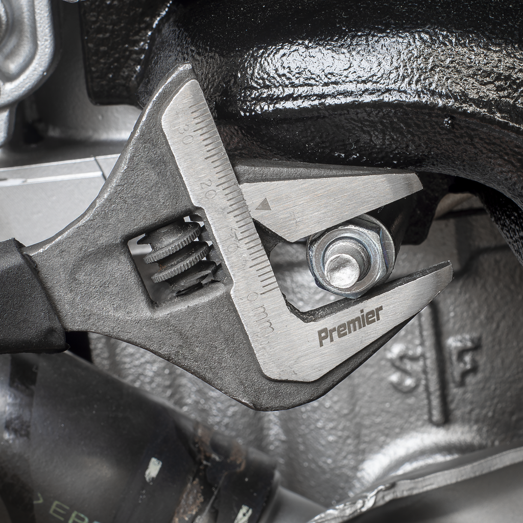 Adjustable Wide Jaw Wrench 150mm AK9573