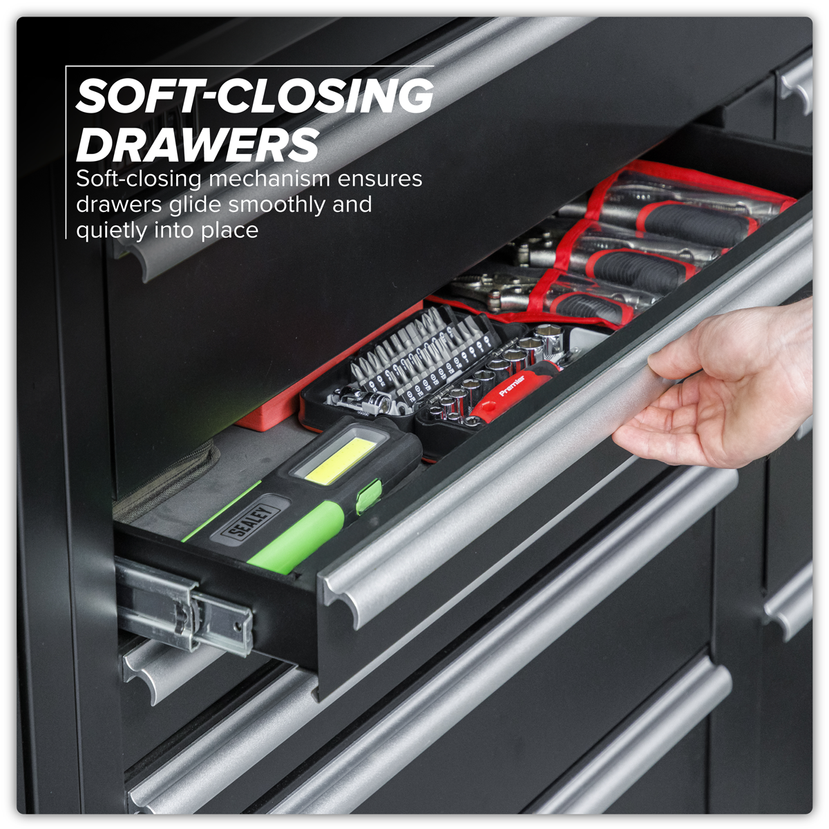 Storage System with Hardwood Worktop 5.6m APMSOAK