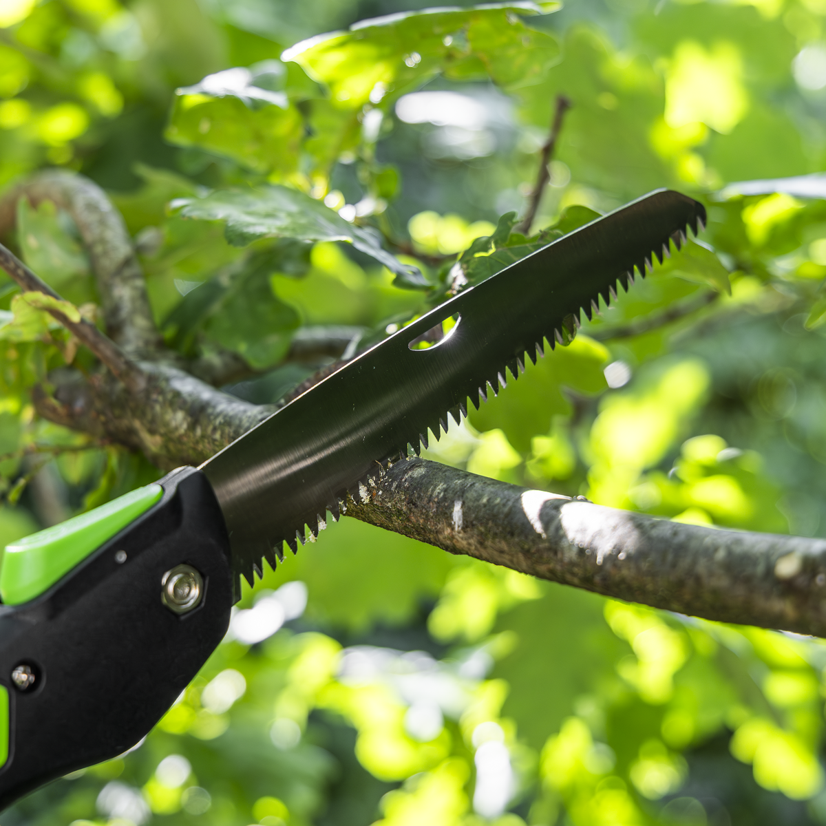 Folding Pruning Saw with Soft Grip Handle, 2 Cutting Positions & Carbon Steel Blade GTSG006