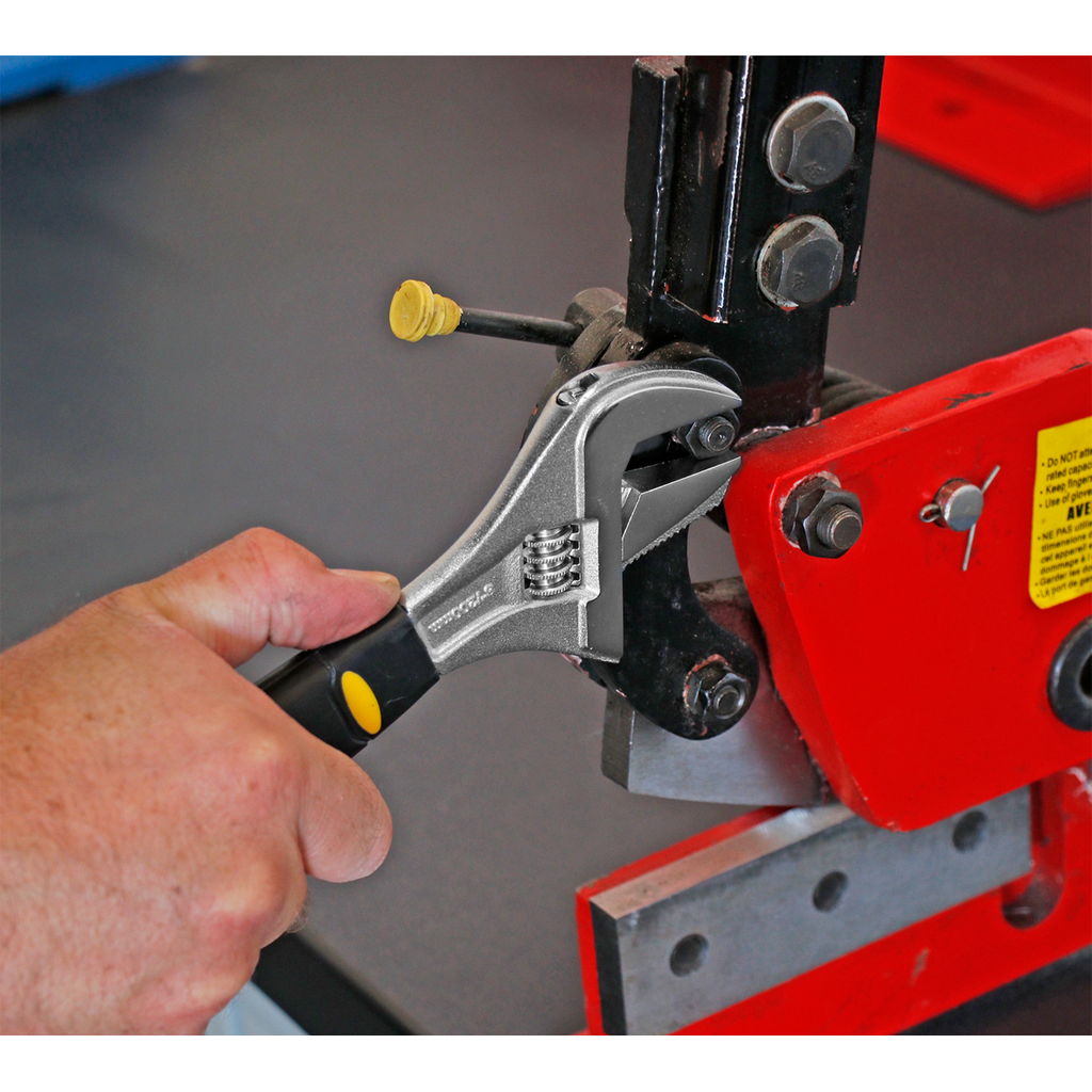 Adjustable Wrench with Extra-Wide Jaw Capacity 200mm S0854