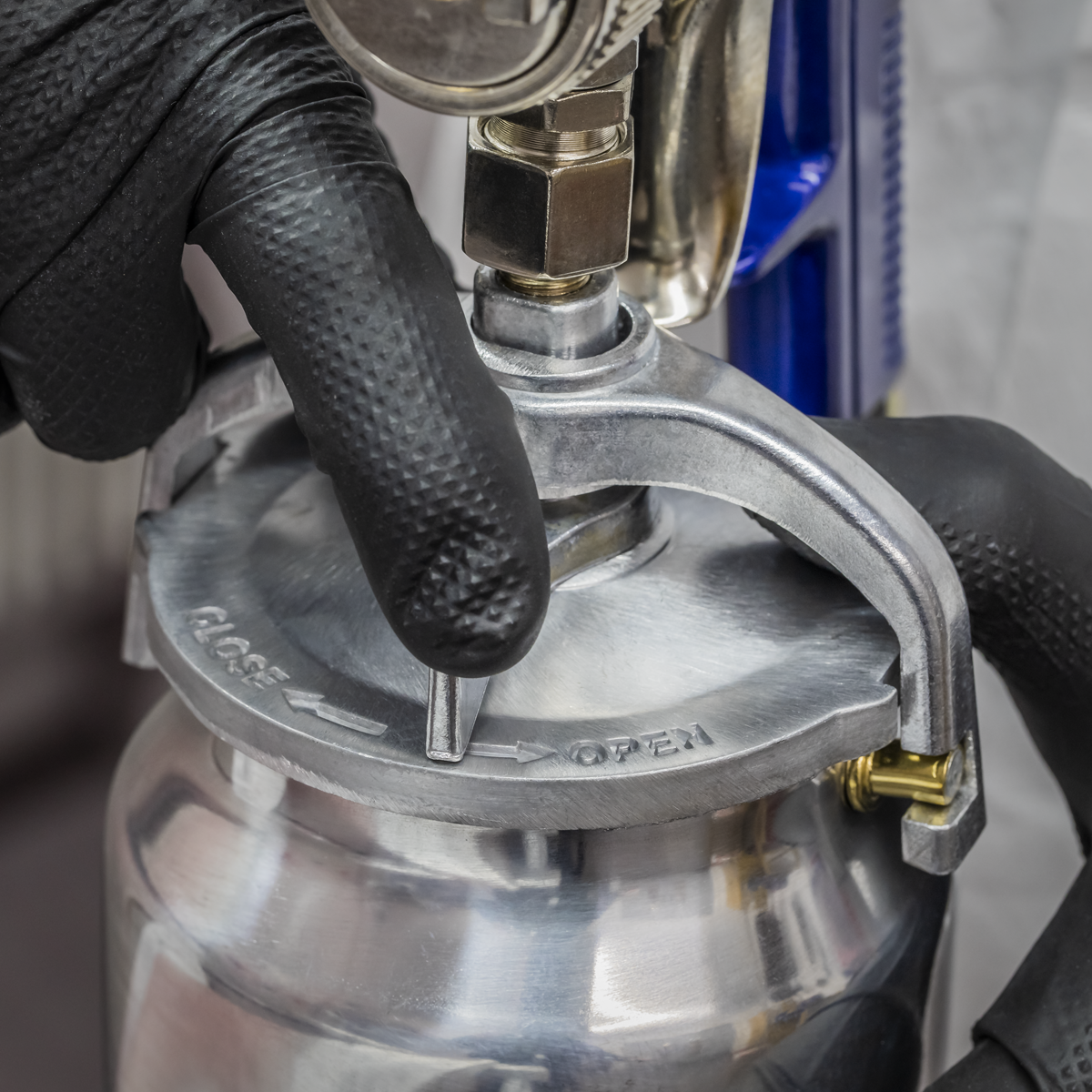 Suction Feed Spray Gun 1.7mm Set-Up S717