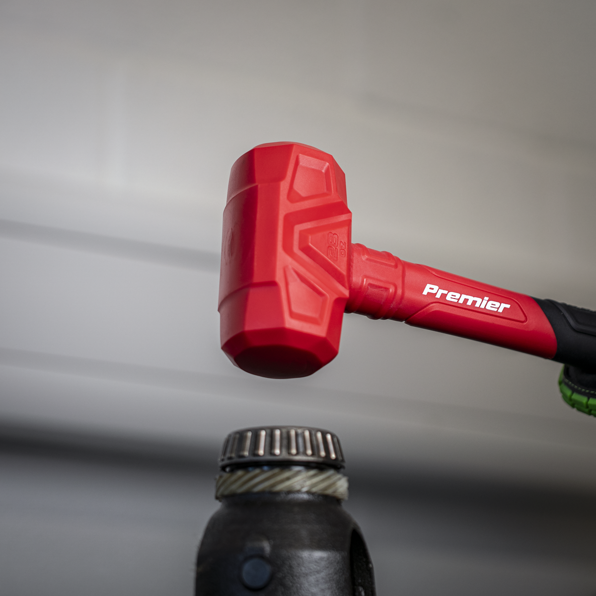 Striking, Pry Bar, Hacksaw & Impact Screwdriver Set with Tool Tray 39pc TBT66