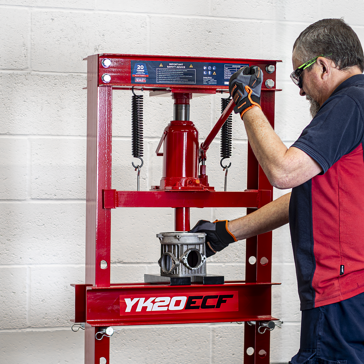 Hydraulic Floor Type Press 20 Tonne YK20F