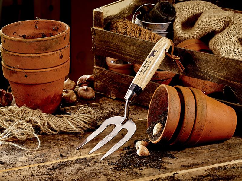 Pedigree Stainless Steel V&A Hand Fork                                          