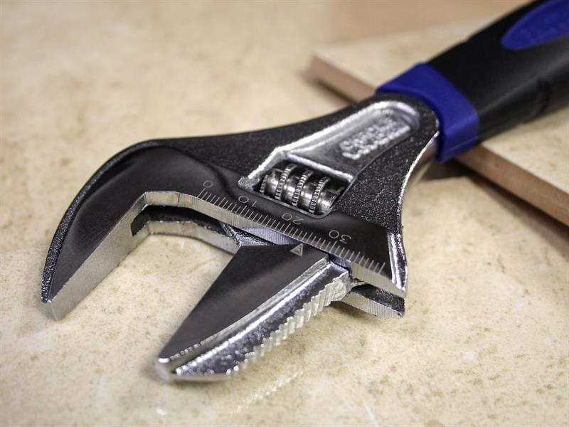 Wide Mouth Adjustable Spanner 200mm                                             